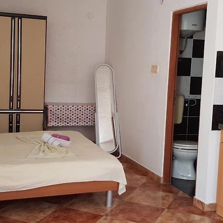 App Borna Apartment Crikvenica Exterior photo